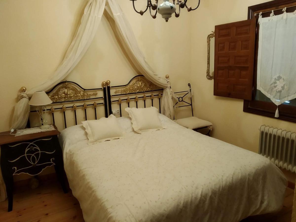El Campillo Villa Pelabravo Buitenkant foto